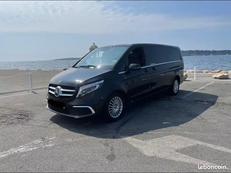 Réservez votre VTC vers ou depuis la gare de Sanary-Ollioules. Une alternative Taxi